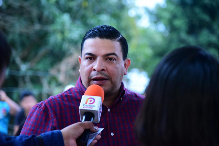 Indolente, incongruente e irresponsable, alcalde de Veracruz: Gómez Cazarín