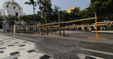 Zócalo de Veracruz fue cerrado; Ponen mallas para que nadie llegue