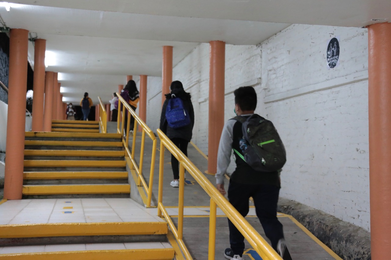 Volvieron a clases presenciales 24 mil escuelas de Veracruz 