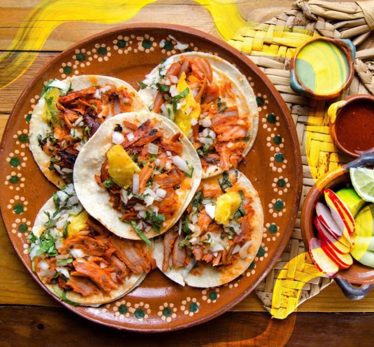 Taquitos, hamburguesas y alitas, los alimentos que te pueden hacer feliz