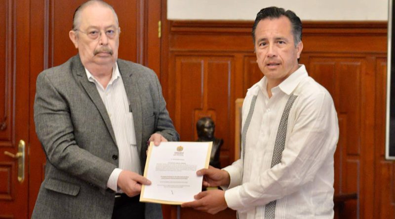 Renuncia Ramos Alor a la Secretaría de Salud de Veracruz