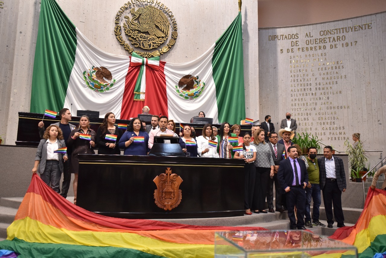 Diputados aprueban matrimonio igualitario en Veracruz