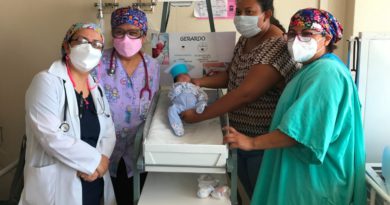 Salvan en el IMSS a bebés prematuros de 28 y 33 semanas