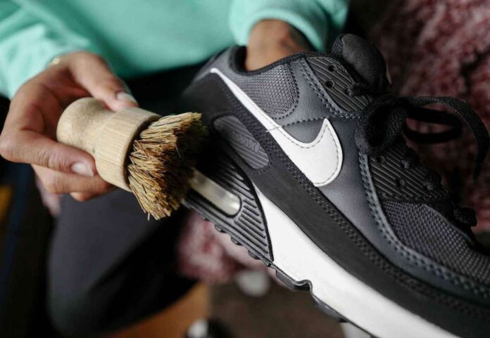 Cuidado de tus sneakers: Guía experta para mantener tus zapatillas en perfecto estado