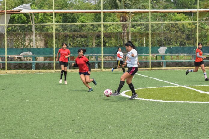 Se conmemora Día Naranja con partidos amistosos femeniles en Cosoleacaque