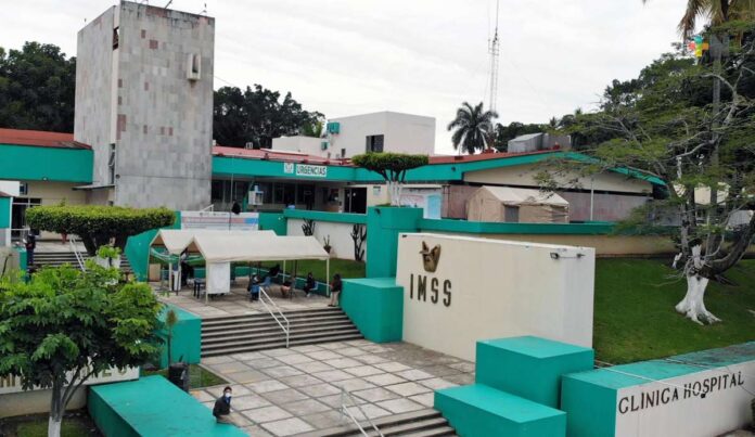 Denuncian tráfico de influencias y nepotismo en el IMSS de Veracruz
