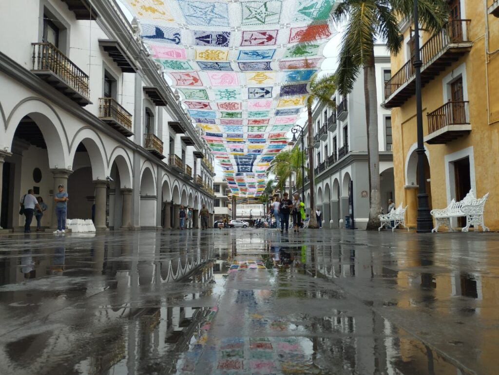 Lanzan aviso especial por fuertes lluvias en Veracruz en las próximas 72 horas.