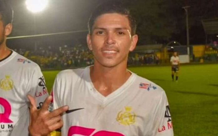 Futbolista Jesús López muere tras ser devorado por cocodrilo