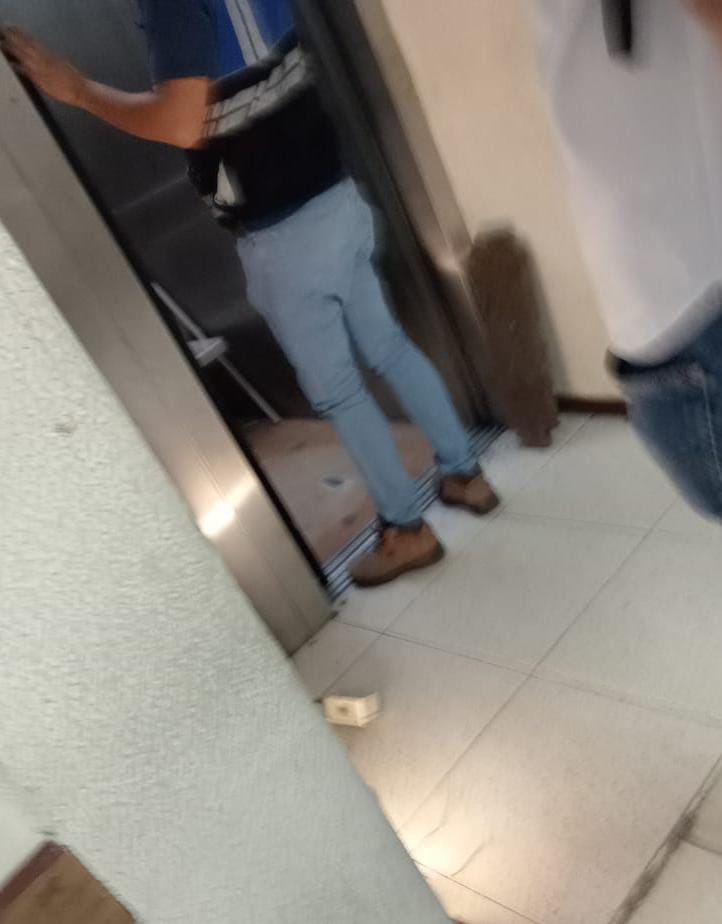 Falla elevador del IMSS en Veracruz; 4 personas quedaron atrapadas