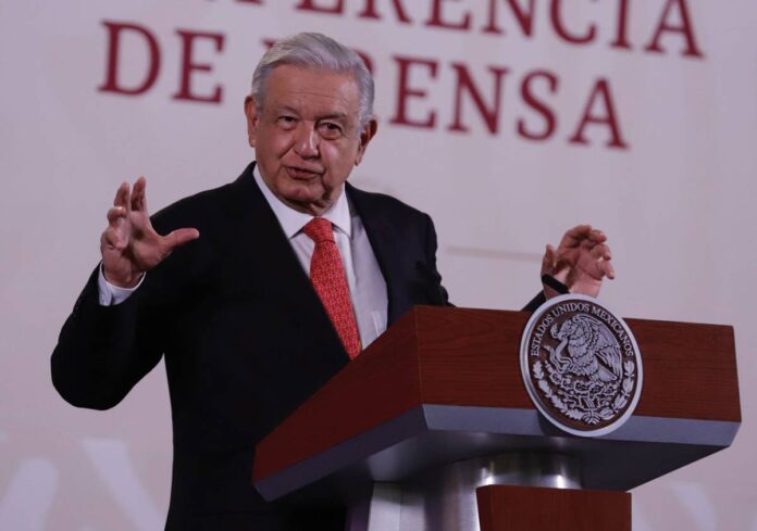 Anuncia López Obrador visita a Coatzacoalcos