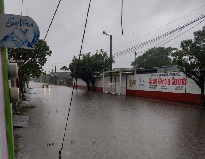 Seguirán las lluvias en el sur de Veracruz; alertan de más inundaciones