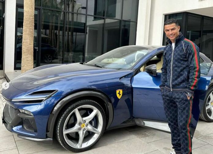 Cristiano Ronaldo estrena Ferrari de 11 millones de pesos