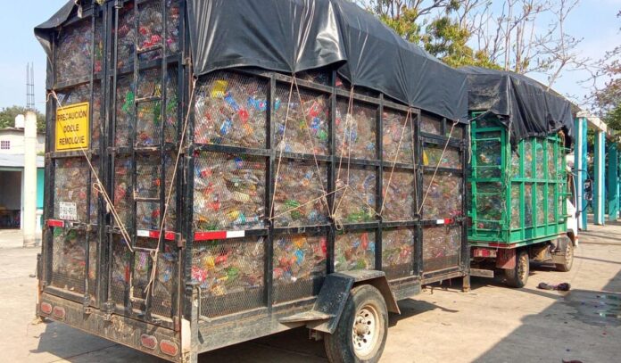 El H. Ayuntamiento de Cosoleacaque promueve prácticas de reciclaje sostenibles en escuelas
