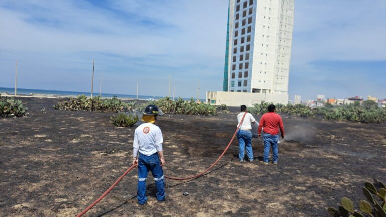 Insta Protección Civil de Coatzacoalcos a prevenir de incendios