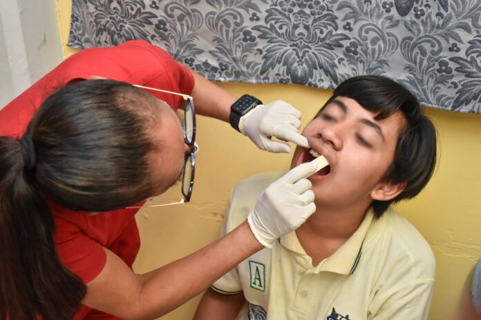 Elabora Salud Pública Municipal un ‘odontograma’ con alumnos de secundaria