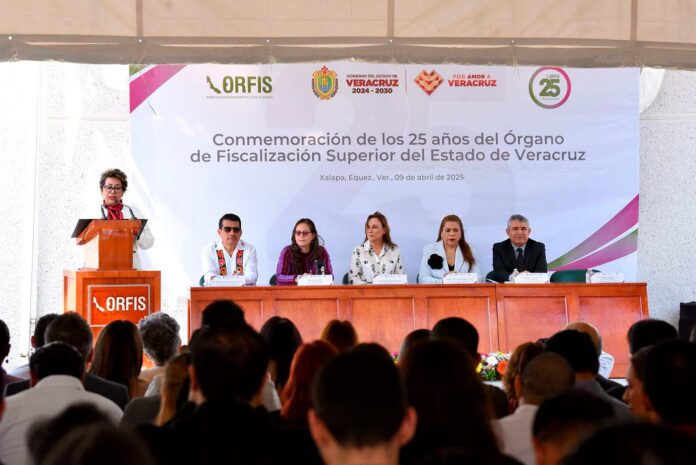 Participa Congreso local en conmemoración de los 25 años del Orfis