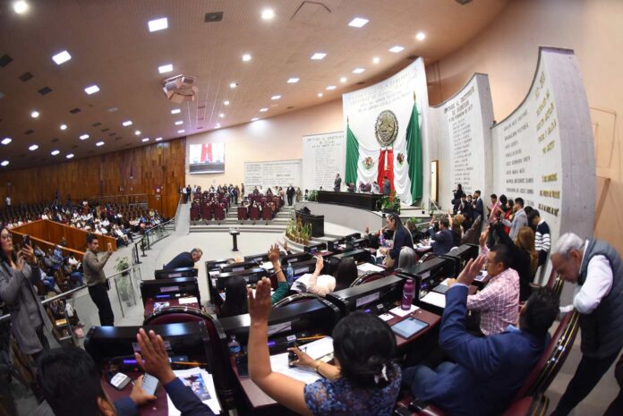 Recibe Congreso el Plan Veracruzano de Desarrollo 2025-2030