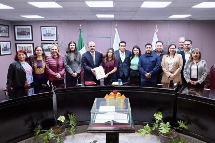 Recibe Congreso de Veracruz el 1er Informe de Gobierno