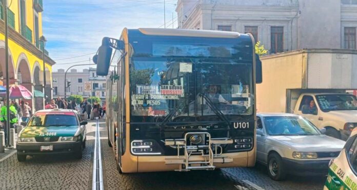 Camiones Ulúa en Xalapa; cobrarán 13 pesos durante su prueba