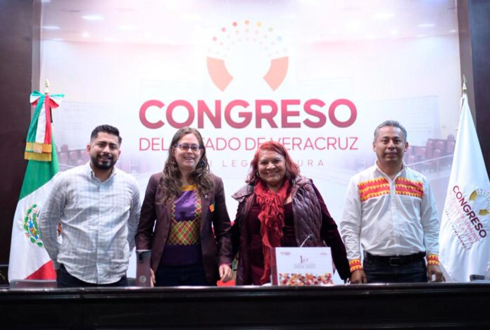 En el Congreso, rinde diputada Victoria Gutiérrez su Primer Informe de labores
