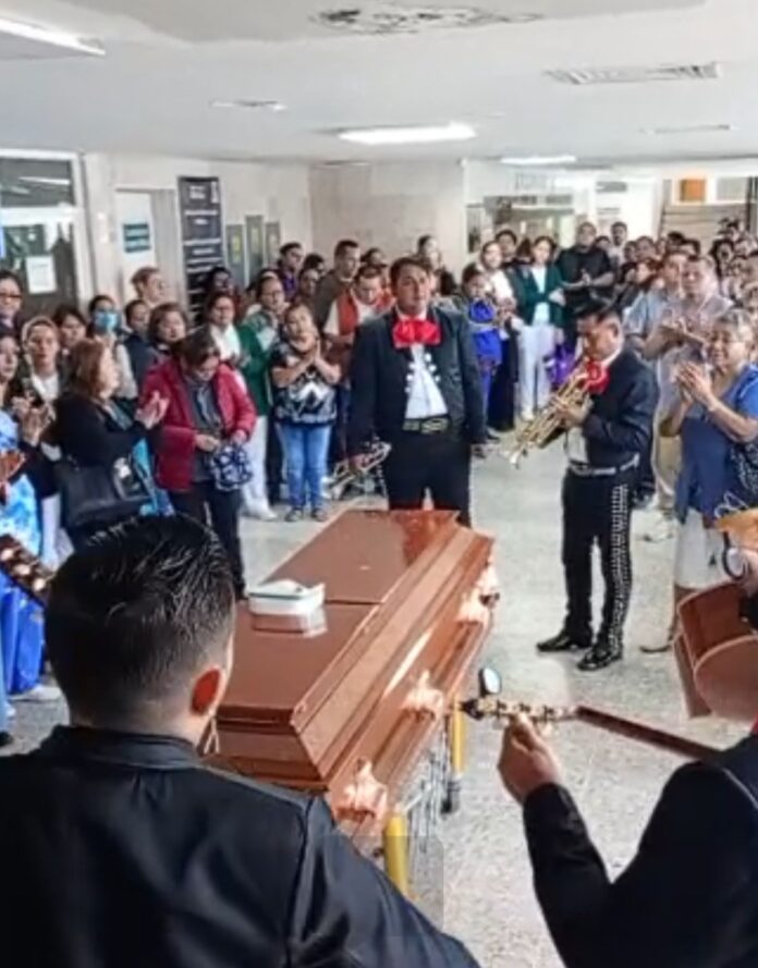 Despiden a “La Preciosa” en el HGZ 36 del IMSS de Coatza