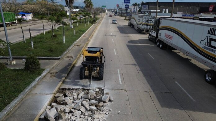 Inicia rehabilitación de la Transístmica