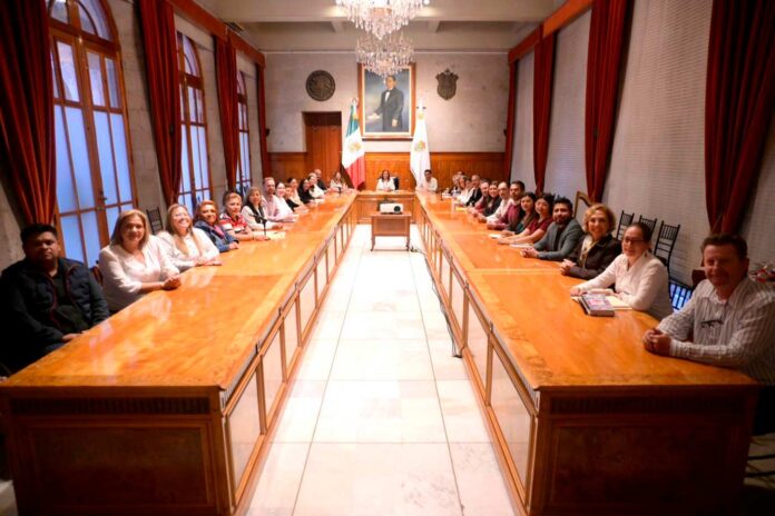 Poderes Legislativo y Ejecutivo suman esfuerzos por el bien de Veracruz