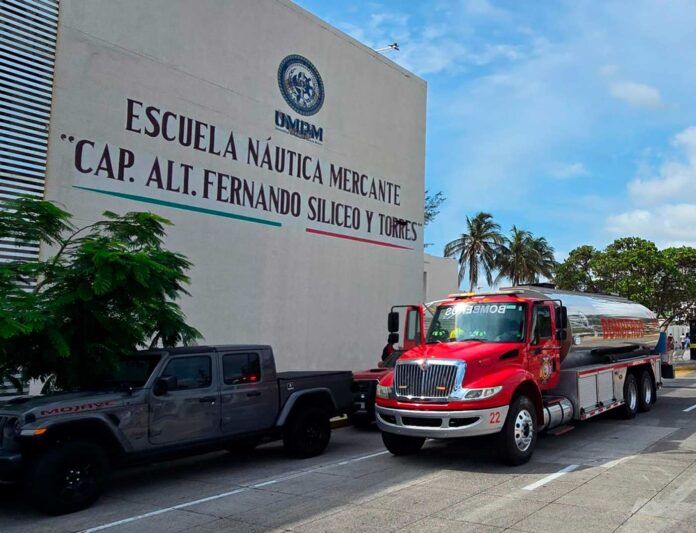 Se registra nuevo incendio en la Escuela Náutica Mercante de Veracruz